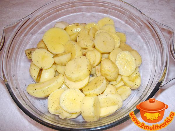 Буду готовить пока картошка не закончится: сытный ужин из картофеля и сосисок